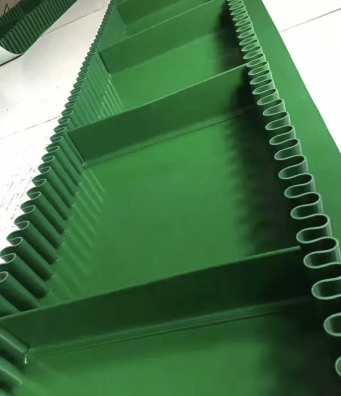 Tapis PVC bords de contenance